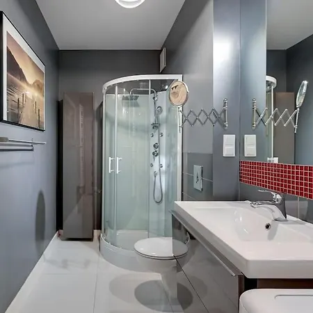 Grand - Bora Premium W Sopocie Sopot